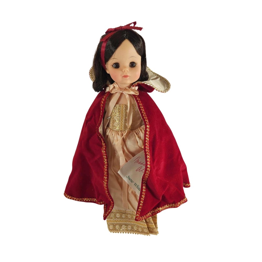 Madame‎ Alexander Snow White Doll Red Cape Gold Dress